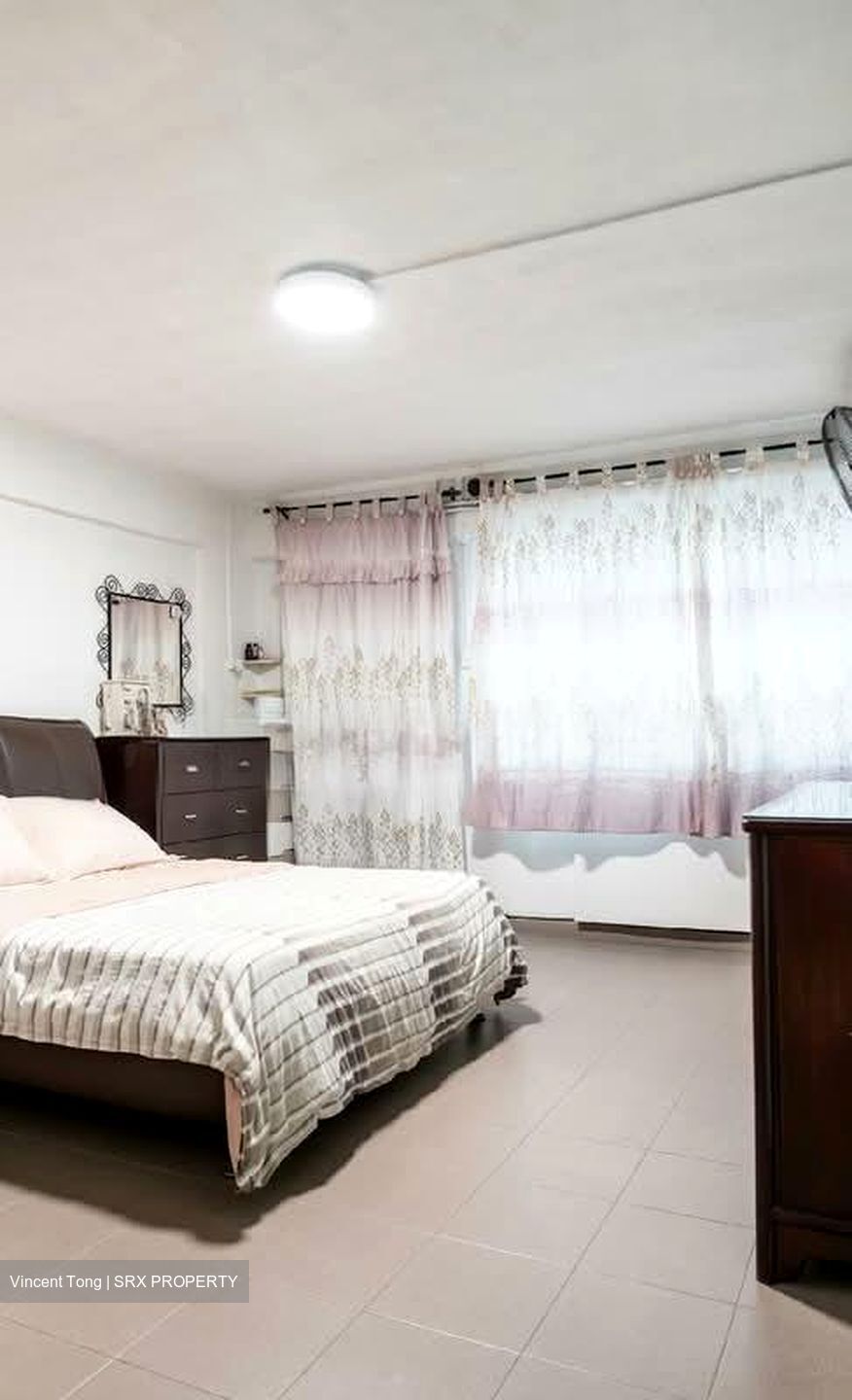 Blk 329 Bukit Batok Street 33 (Bukit Batok), HDB 5 Rooms #560941601
